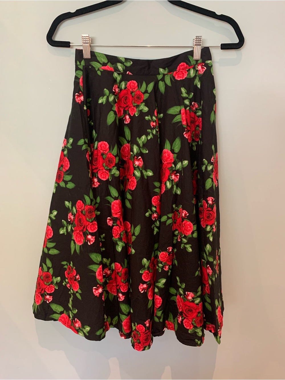 Hello Bunny Vixen Floral A-Line Midi Skirt - Black with Red Roses